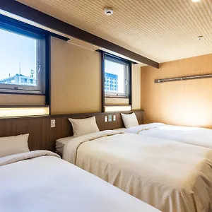 Hotel Crown ***